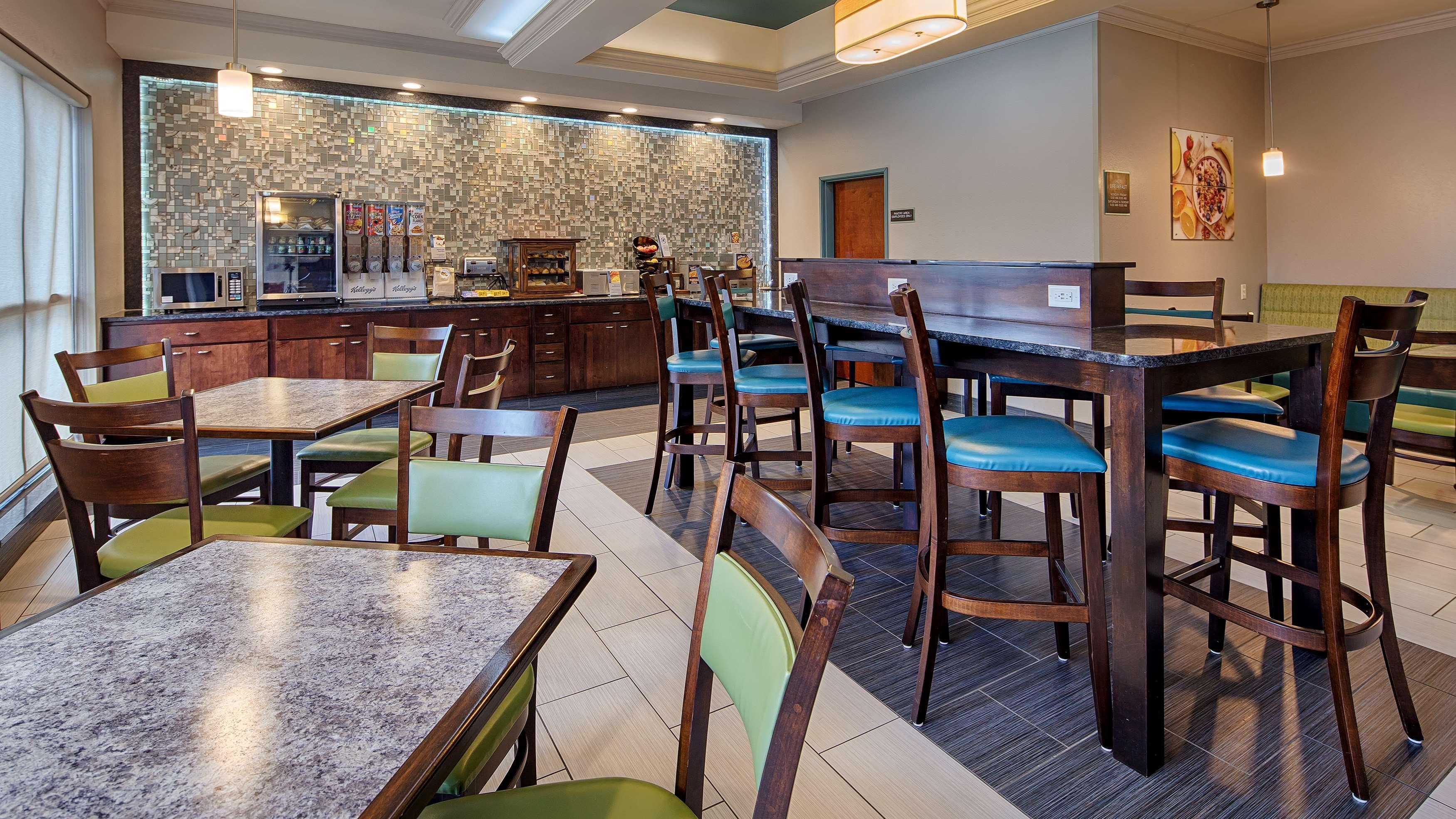Best Western Elkhart Inn & Suites Exterior foto