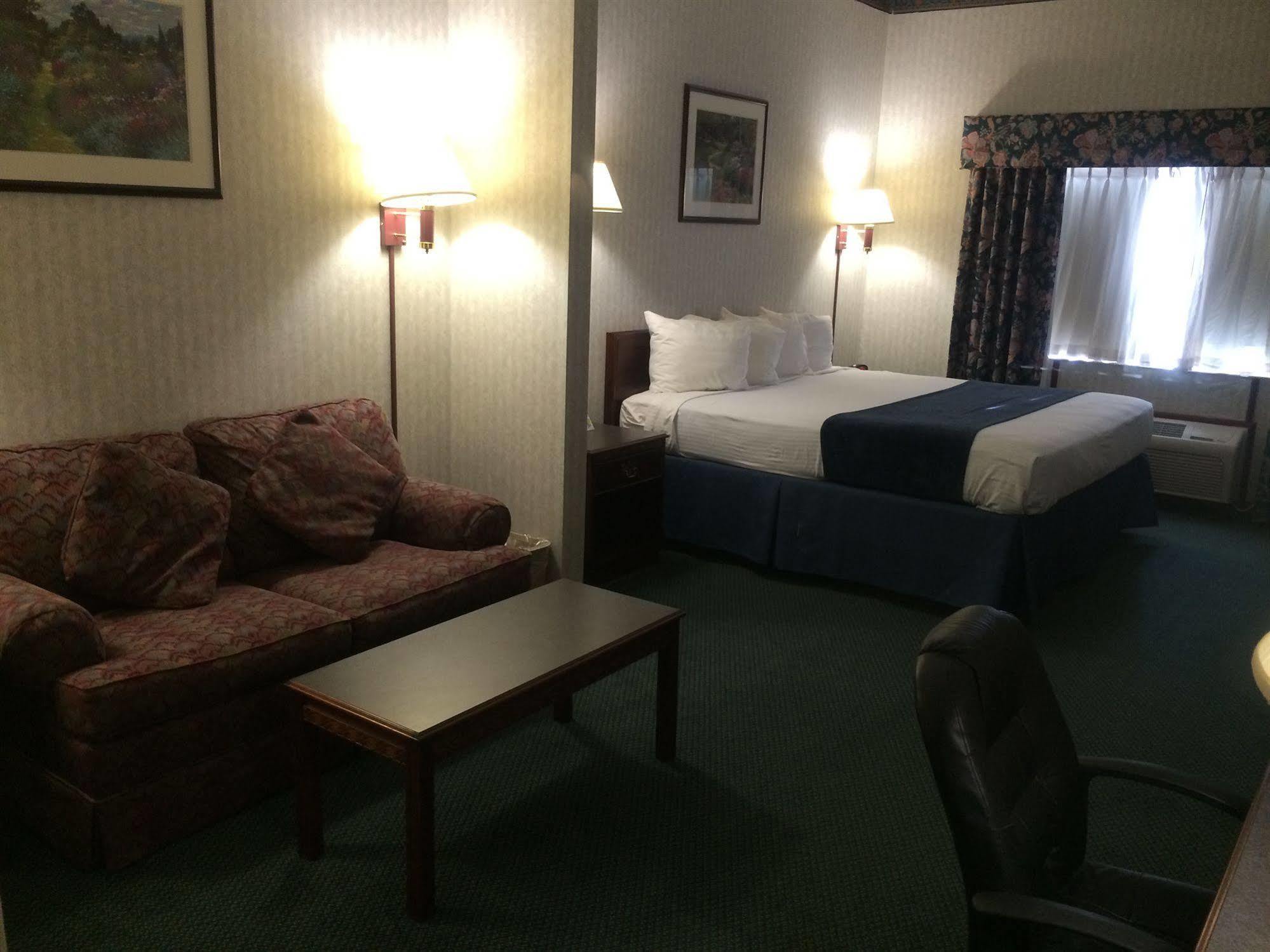 Best Western Elkhart Inn & Suites Exterior foto